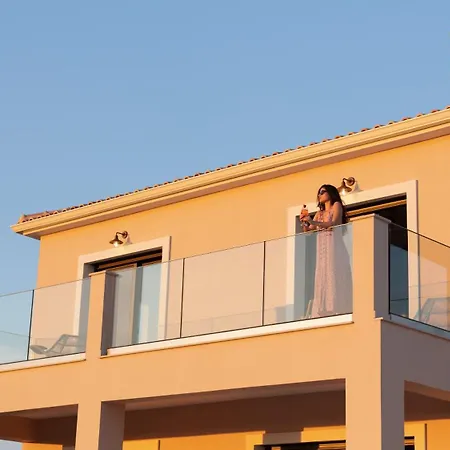 Alekos Houses-nereids Вилла Ликсури